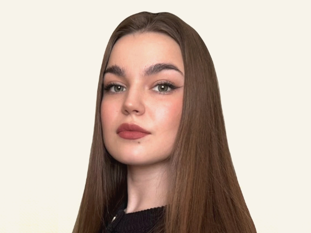 FOTO_Cvetkova_Dasha.jpg FOTO_Cvetkova_Dasha.jpg